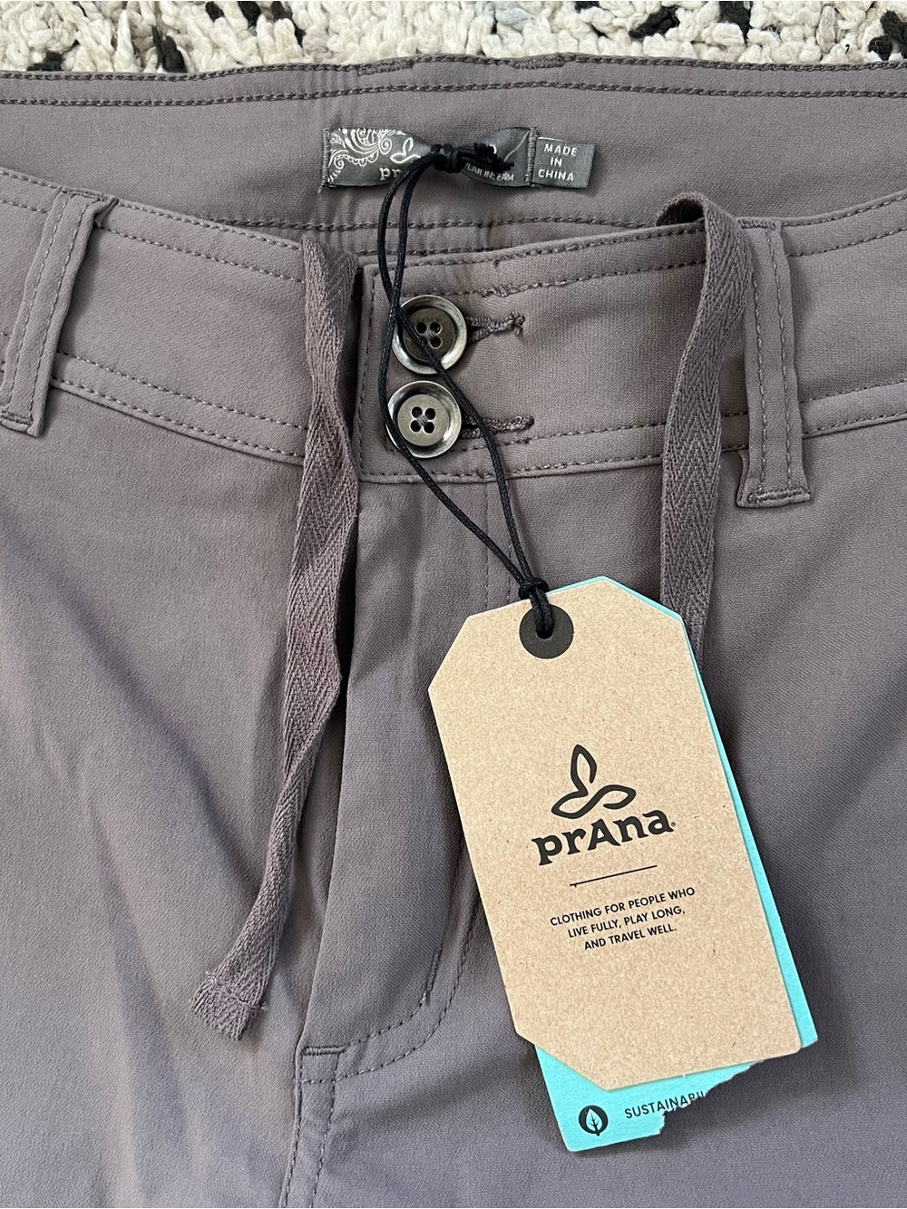 PrAna Halle Pants Grey Moonrock Roll Up Hiking Convertible Women’s 12 New - Picture 15 of 16
